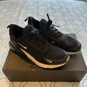 Nike Air Max 270